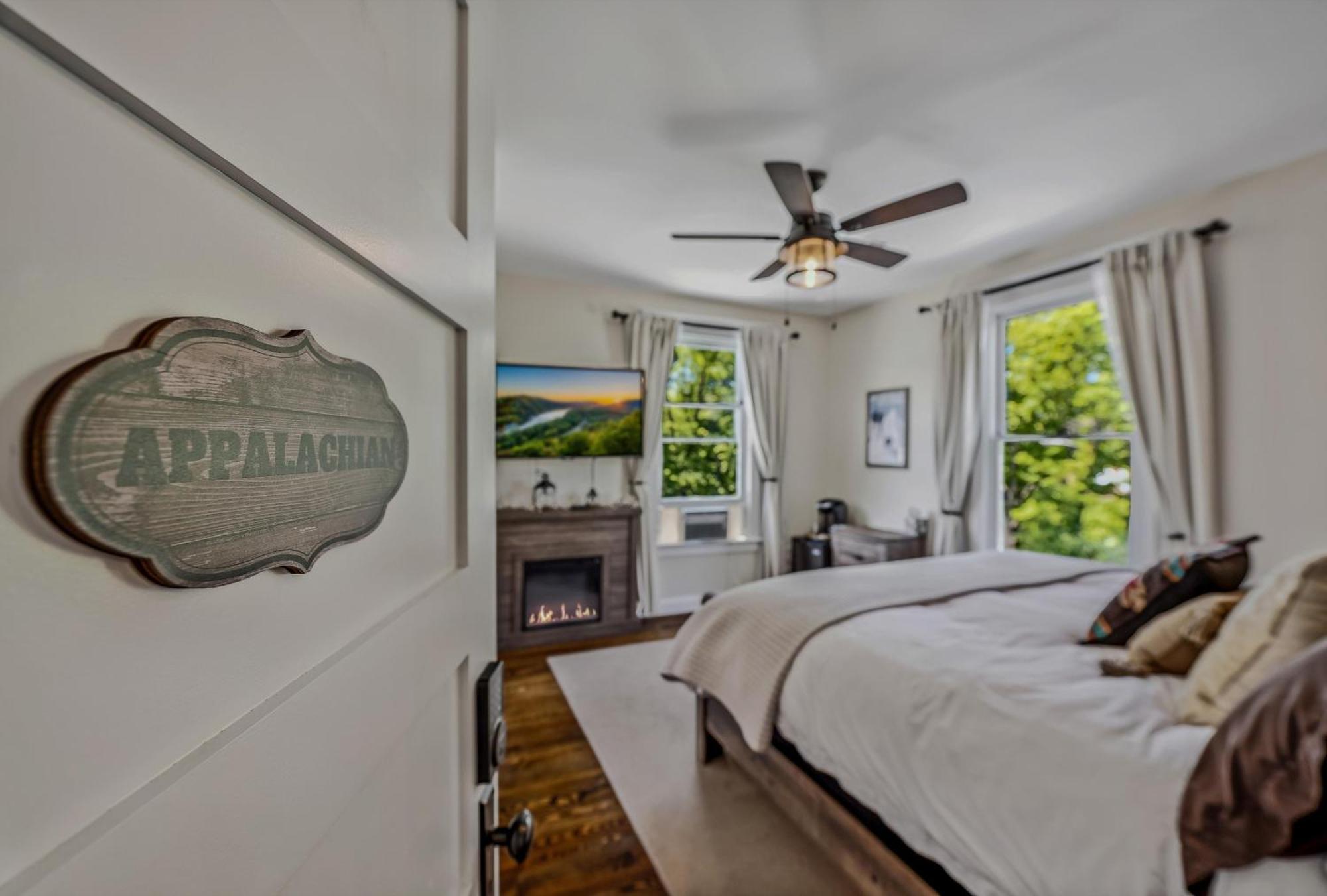 The Grand Castalian Inn Bed And Breakfast Berkeley Springs Eksteriør billede